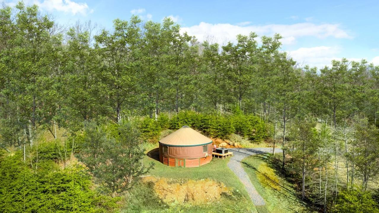 Modern Yurt W River Access, Hot Tub, Wifi & Grill Wardensville Kültér fotó