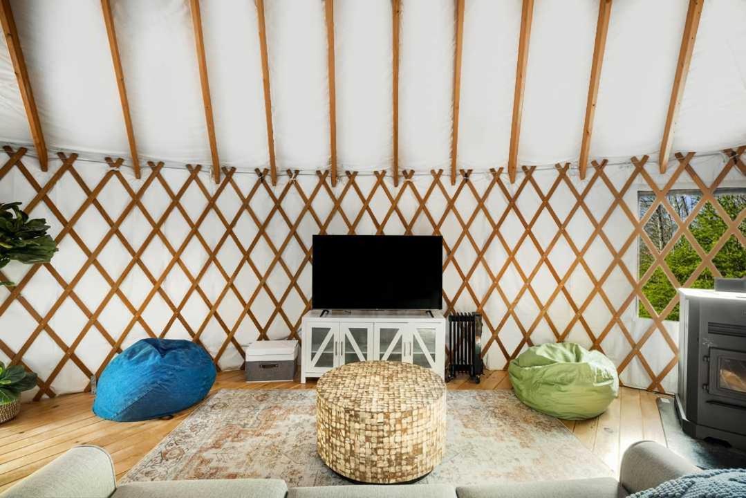 Modern Yurt W River Access, Hot Tub, Wifi & Grill Wardensville Kültér fotó