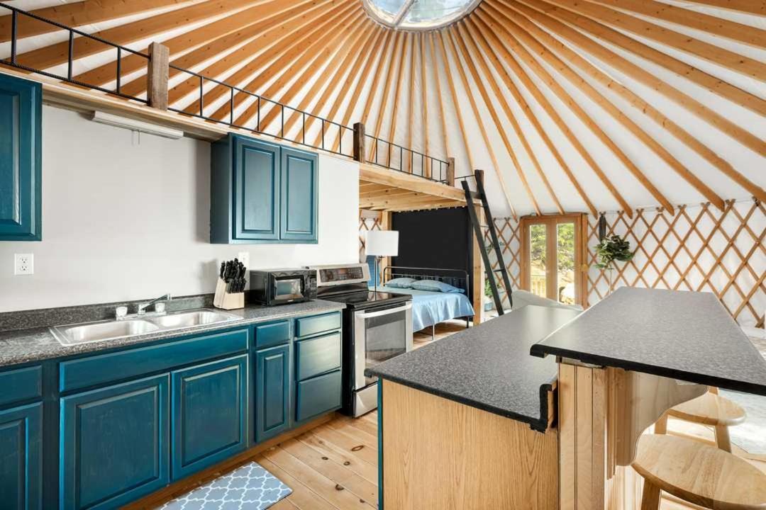 Modern Yurt W River Access, Hot Tub, Wifi & Grill Wardensville Kültér fotó